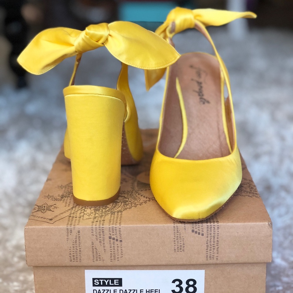 NIB Free People Dazzle Heel